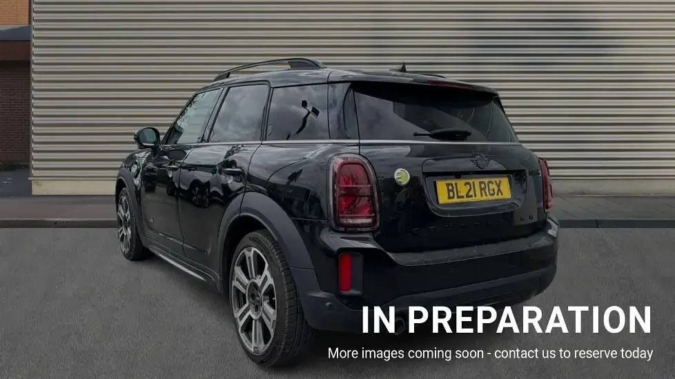 Used Mini Cooper S Countryman 220 HP (161 kW) 2021 Black SUV