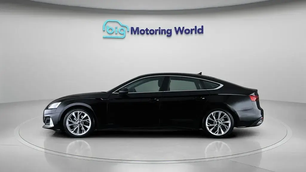 Usado Audi A5 Sportback Sport 150 CV (110 kW) 2023 Negro Utilitario