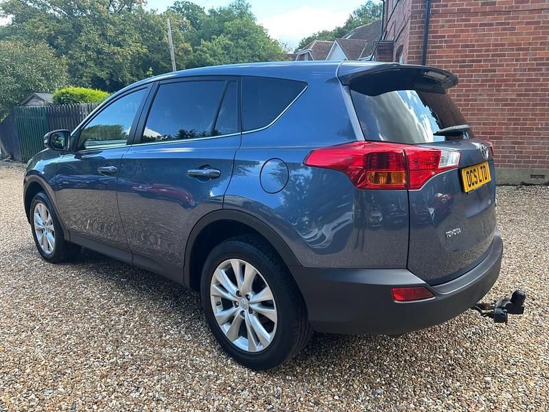 Used Toyota RAV4 150 HP (110 kW) 2013 Blue SUV