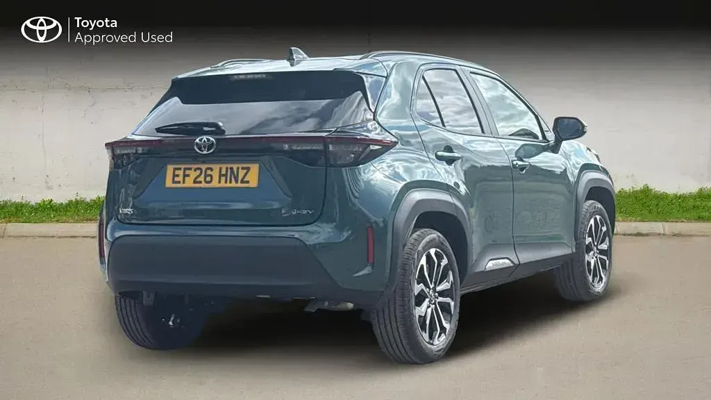 New Toyota Yaris Cross Design 2026 Green SUV