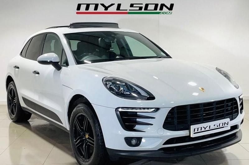 White Used 2017 Porsche Macan SUV | £28,800 (Good price) - Image 1/1