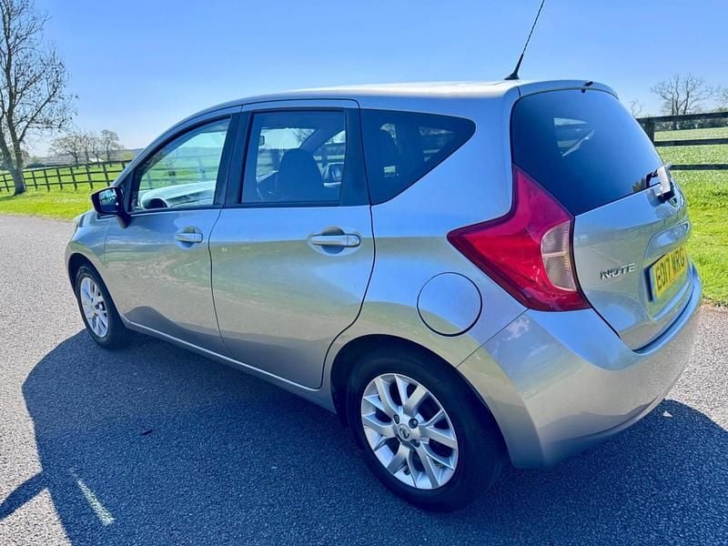 Used Nissan Note Acenta Premium 80 HP (58 kW) 2017 Silver Hatchback