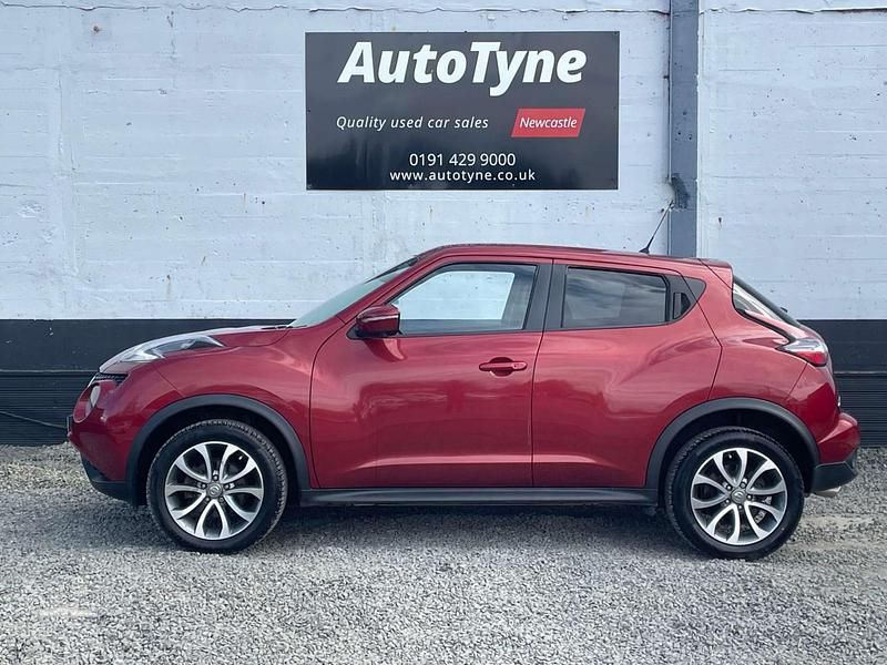 Used Nissan Juke Tekna 2014 Red SUV