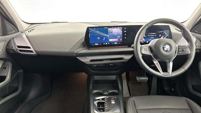 Used BMW 120 Sport Line 168 HP (123 kW) 2025 Purple Hatchback