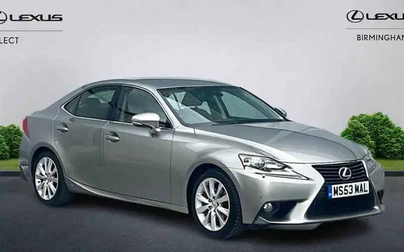 Used Lexus IS300h Luxury Line 223 HP (164 kW) 2016 Sedan
