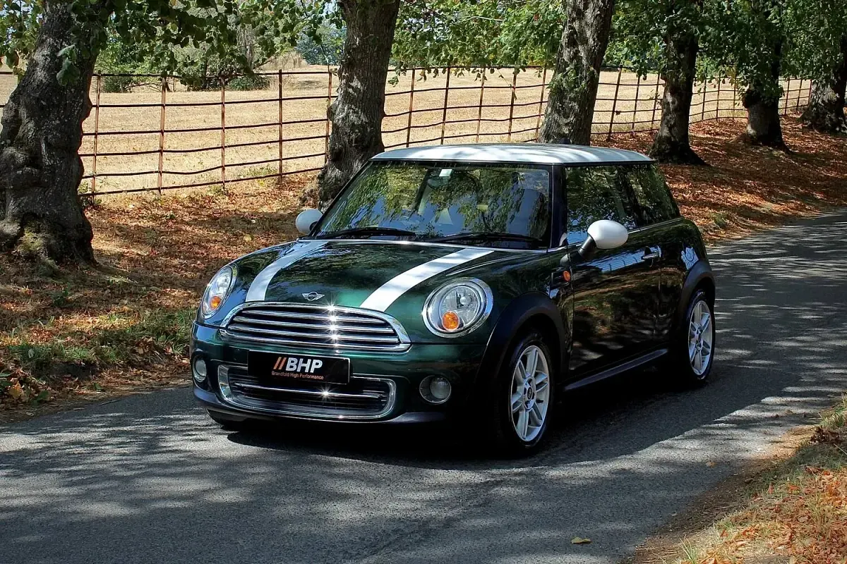 Used Mini Cooper Hatch 2011 Green Hatchback