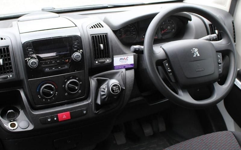 Used Peugeot Boxer 131 HP (96 kW) 2016 White Van