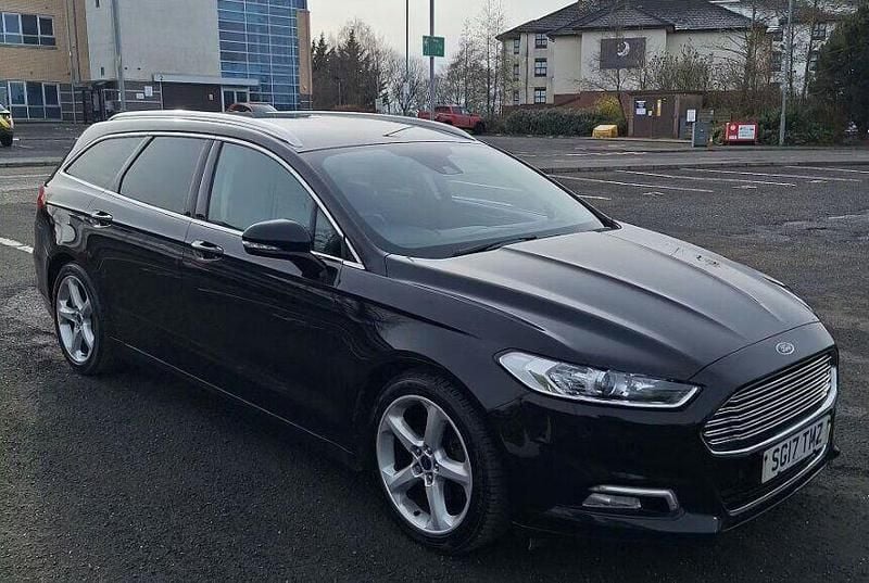 Used Ford Mondeo Titanium 210 HP (154 kW) 2017 Black Estate