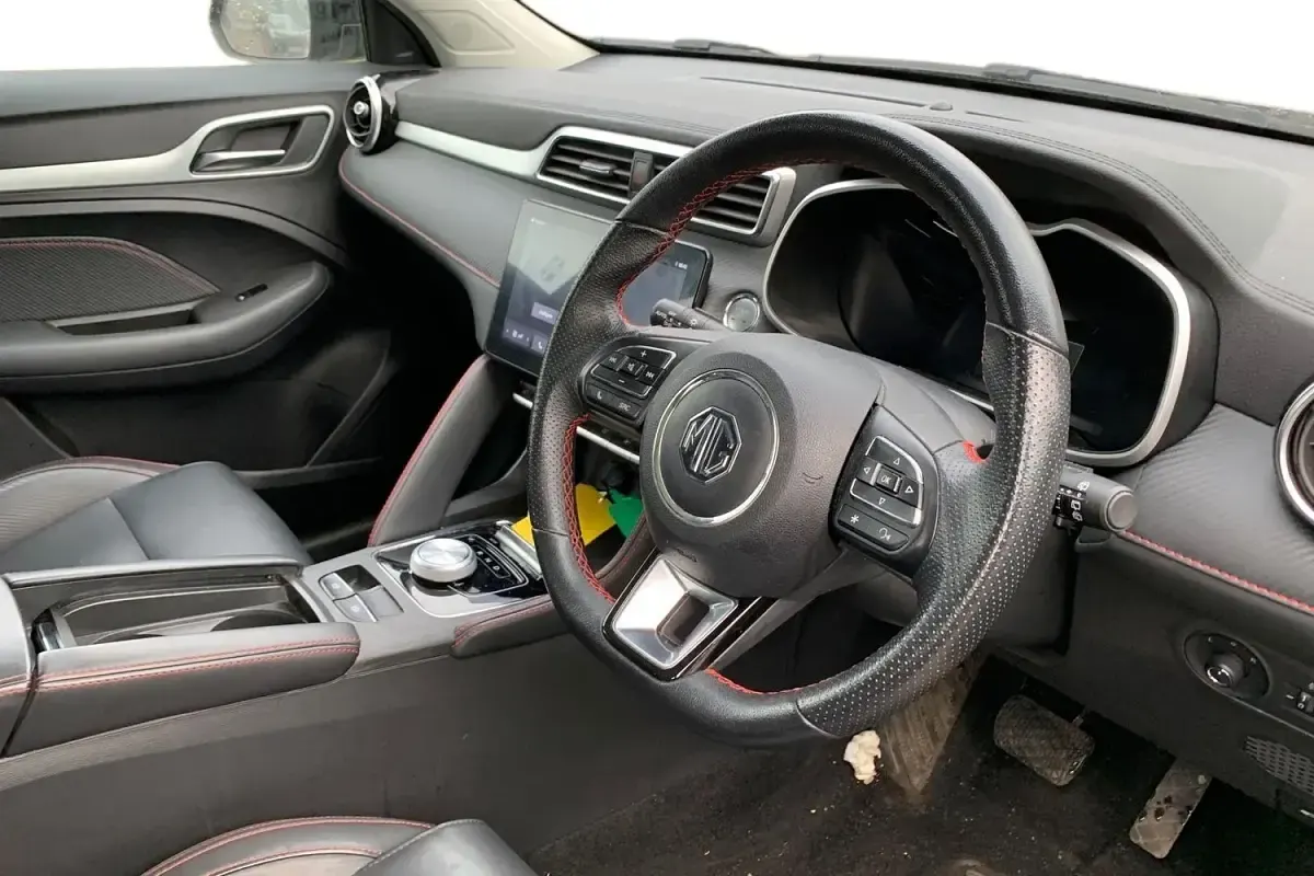Used MG ZS Trophy 114 kW (156 HP) 2021 Black SUV