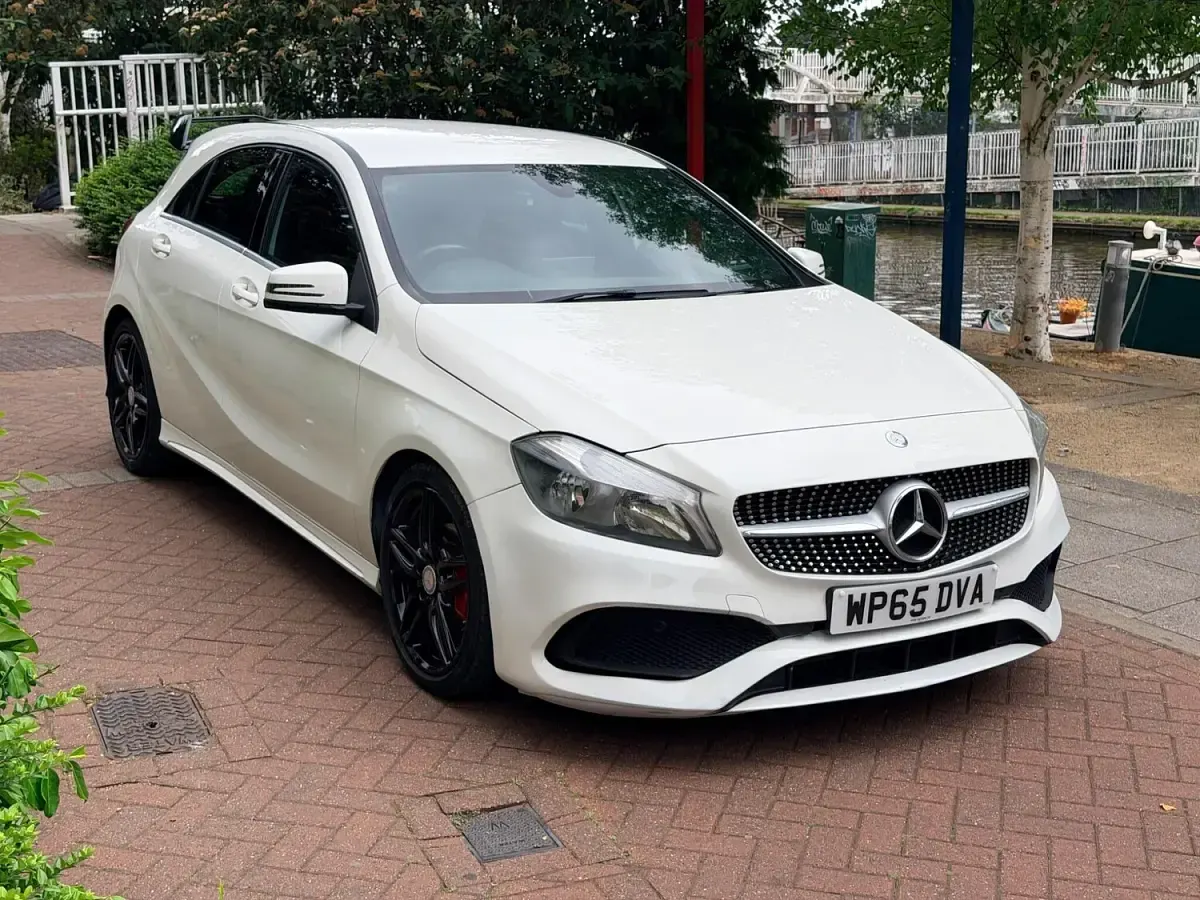 Used Mercedes A200 AMG line 2015 White Hatchback