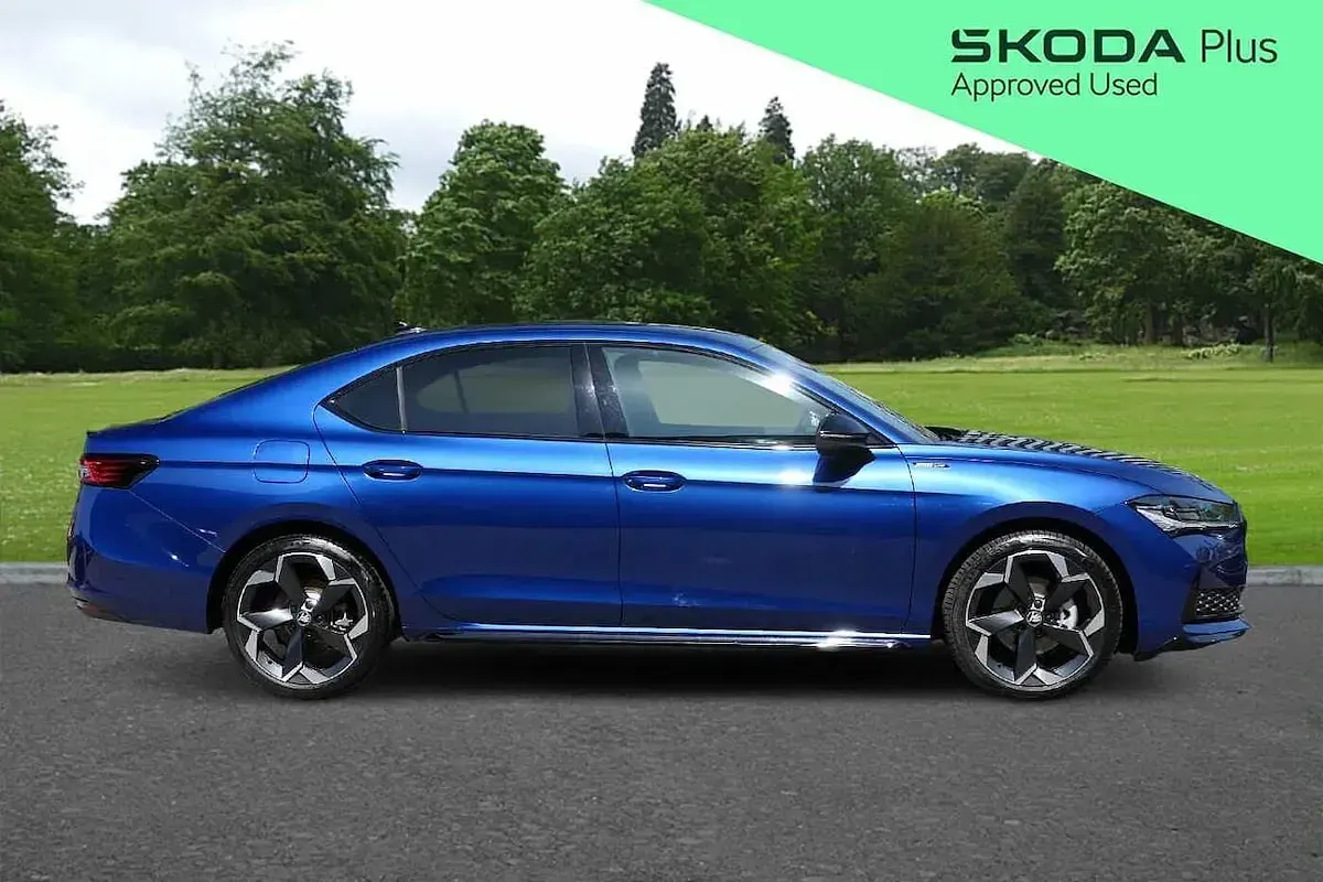 New Skoda Superb SportLine 150 HP (110 kW) 2026 Blue Hatchback