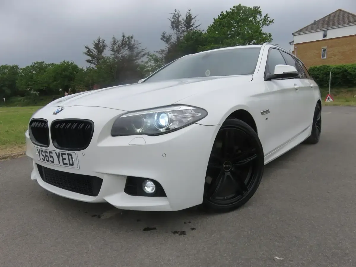 Używany BMW 520 M Sport 2015 Biały Kombi