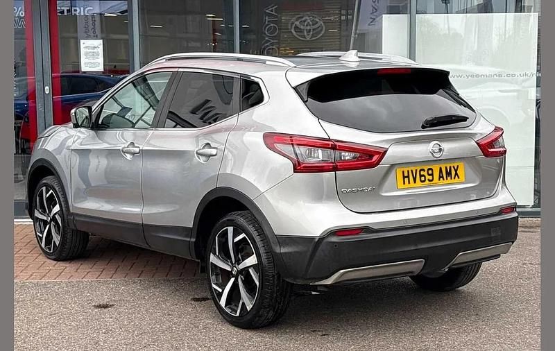 Used Nissan Qashqai Tekna 138 HP (101 kW) 2019 Silver SUV