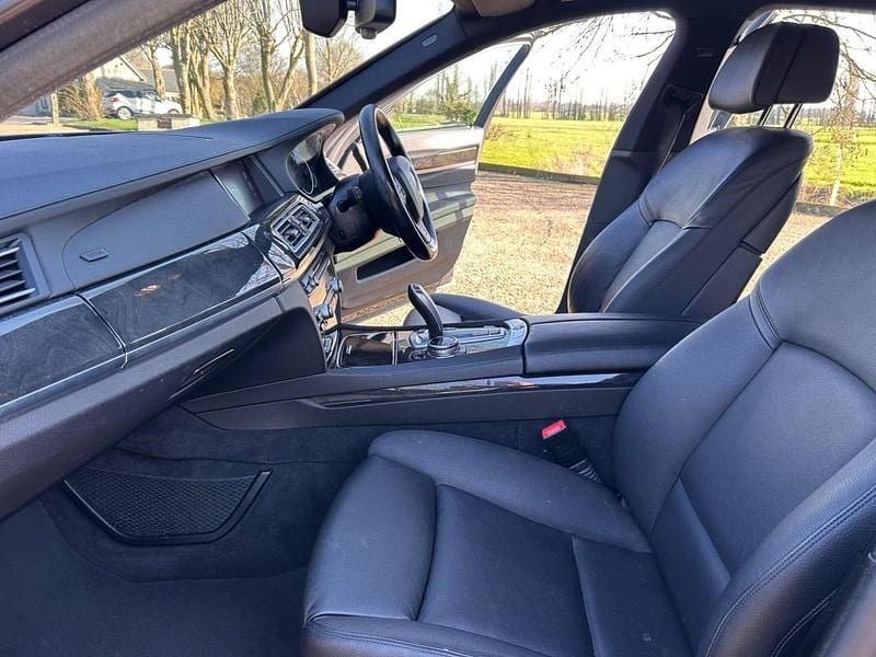 Begagnad BMW 730 Exclusive 2014 Grå Sedan