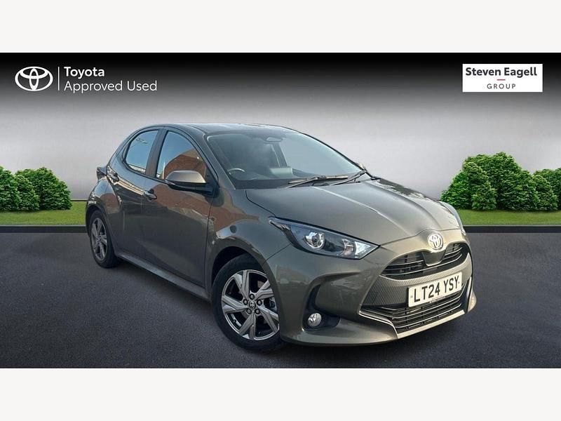 Used Toyota Yaris Hybrid 2024 Bronze Hatchback