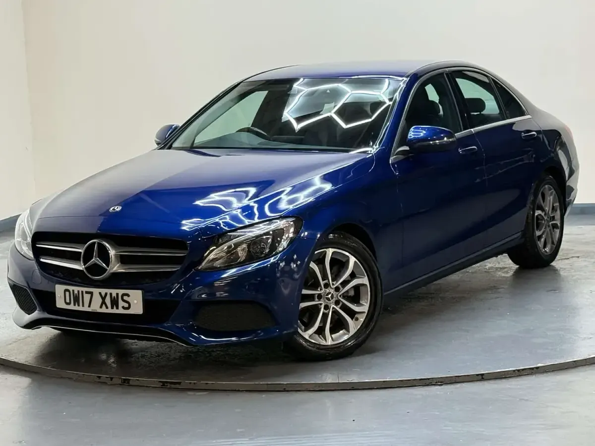 Used Mercedes C220 167 HP (122 kW) 2017 Blue Sedan