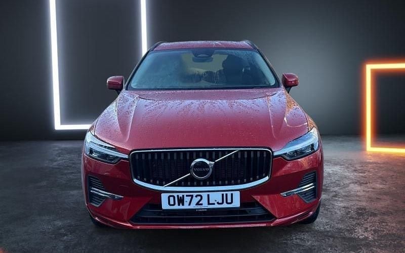 Used Volvo XC60 Core 250 HP (183 kW) 2024 SUV