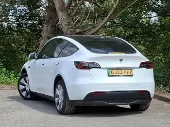 Used Tesla Model Y RWD 11 kW (15 HP) 2023 White SUV