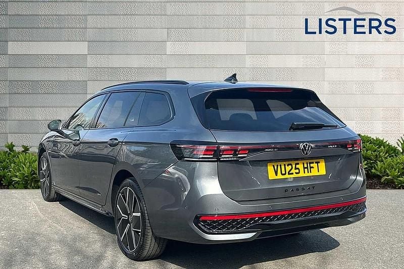 Used VW Passat R-line 272 HP (200 kW) 2025 Diabase grey Estate
