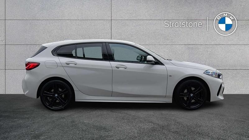 Used BMW 118 M Sport 134 HP (98 kW) 2023 White Hatchback