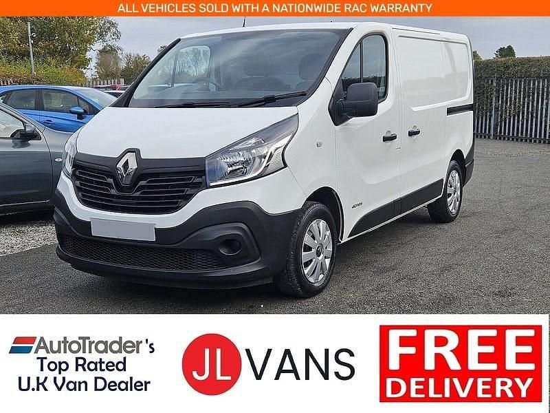 Glacier white Used 2021 Renault Trafic Business Van | £10,750 (Good price) - Image 1/3