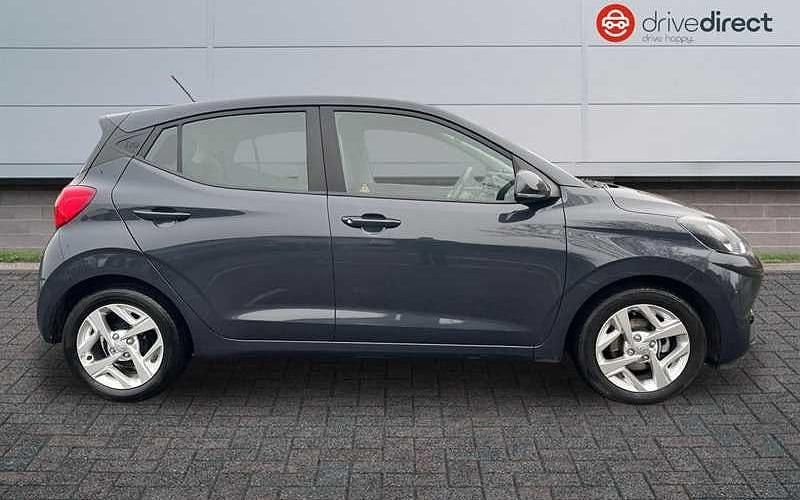 Used Hyundai i10 SE 84 HP (61 kW) 2023 Hatchback
