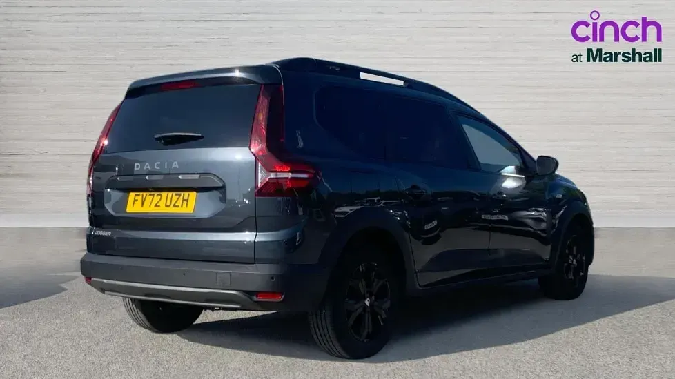 Used Dacia Jogger Extreme 109 HP (80 kW) 2022 Grey MPV