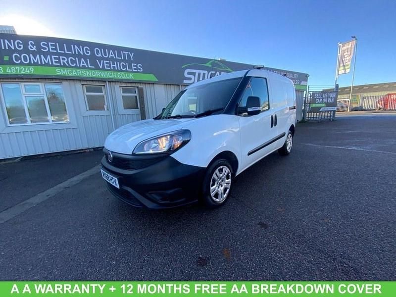White Used 2018 Fiat Doblò MPV | £7,000 (Fair price) - Image 1/2