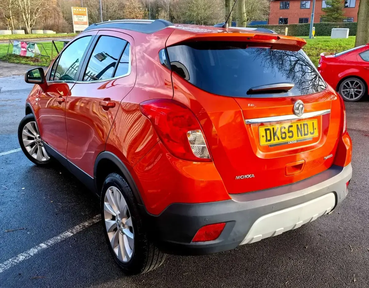 Used Vauxhall Mokka 140 HP (102 kW) 2015 Orange SUV