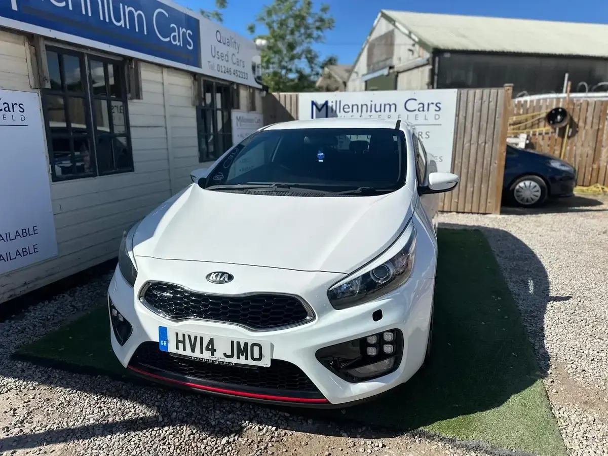 Used Kia ProCeed GT 2014 White Hatchback