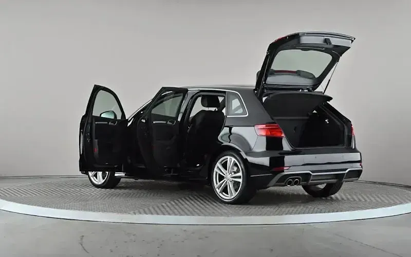 Used Audi A3 Sportback S-Line 150 HP (110 kW) 2018 Black Hatchback