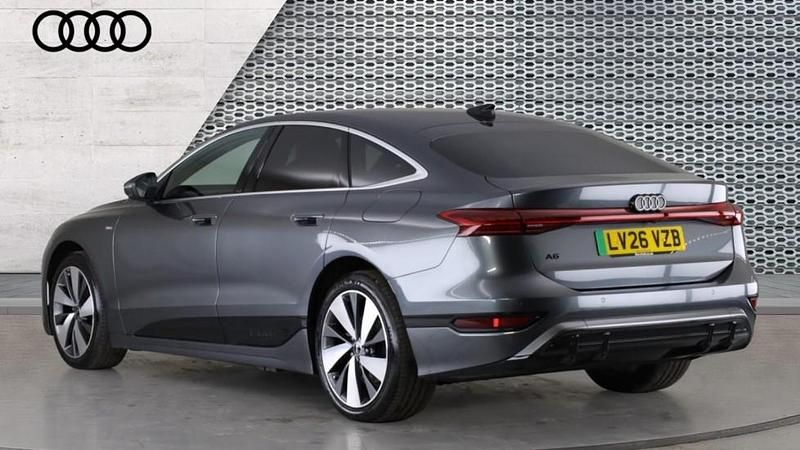 New Audi e-tron Sportback S-Line 210 kW (286 HP) 2026 Grey SUV