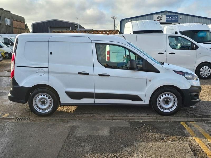Used Ford Transit Connect 75 HP (55 kW) 2017 White MPV