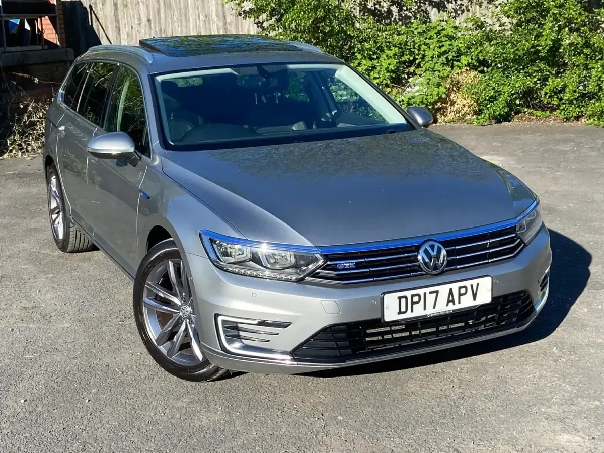 Usado VW Passat GTE 218 HP (160 kW) 2017 Prateado Carrinha
