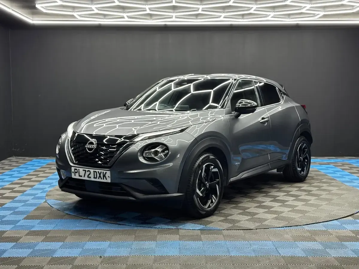 Used Nissan Juke N-Connecta 143 HP (105 kW) 2023 Grey SUV