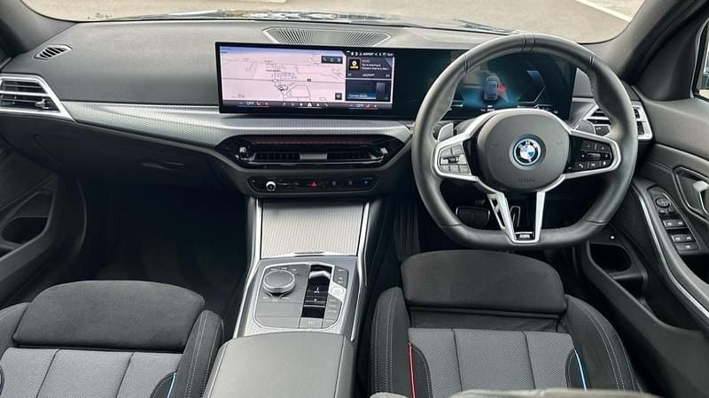 Used BMW 330e M Sport 288 HP (211 kW) 2025 Blue Sedan