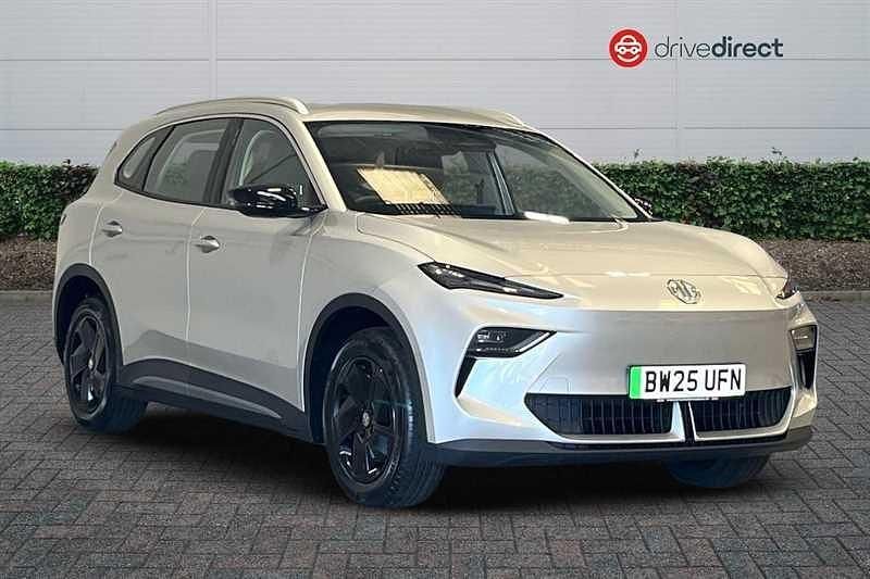 Silver New 2025 MG MG5 EV SE Estate | £19,760 - Image 1/4