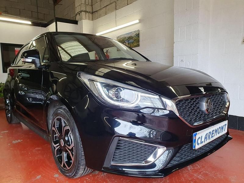 Used MG MG3 Exclusive 106 HP (77 kW) 2023 Black Hatchback