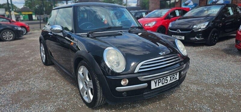 Black Used 2005 Mini ONE Hatch Hatchback | £892 (A bit pricey) - Image 1/4