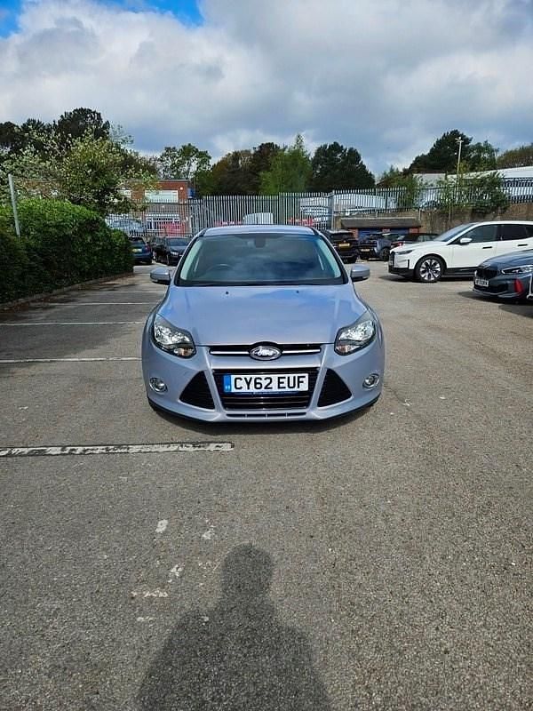 Used Ford Focus Titanium 115 HP (84 kW) 2012 Silver Hatchback
