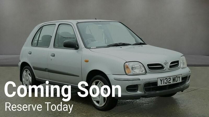 Used Nissan Micra SE 82 HP (60 kW) 2001 Silver Hatchback
