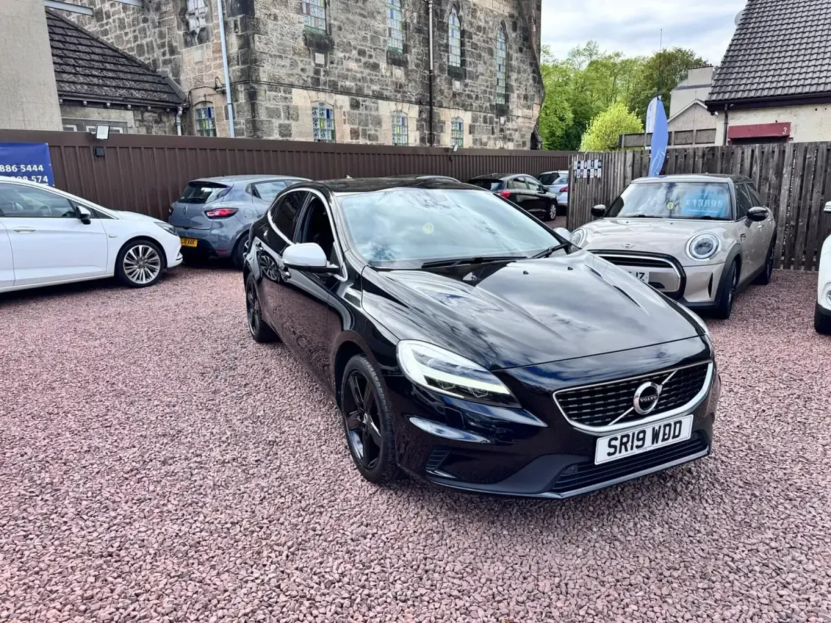 Used Volvo V40 R-Design 2019 Black Hatchback