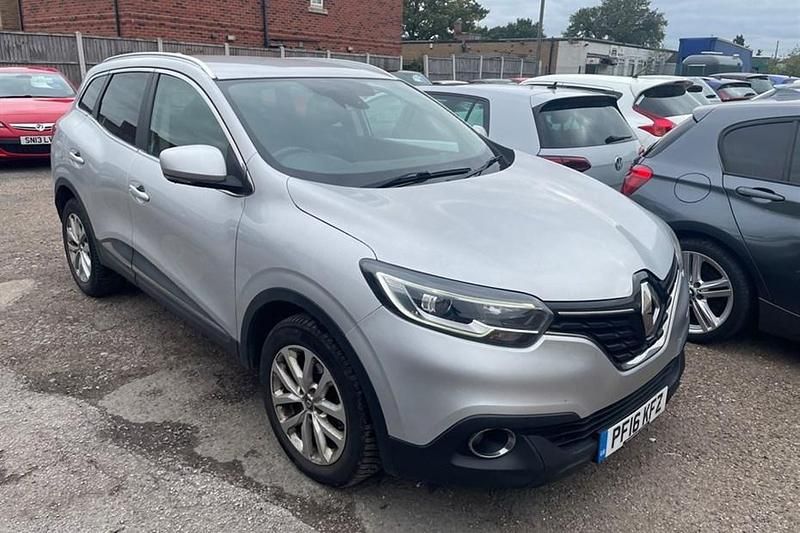 Silver Used 2016 Renault Kadjar Dynamique SUV | £5,500 (Fair price) - Image 1/1