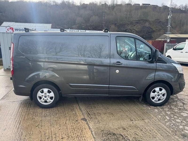 Used Ford Transit Custom Limited 130 HP (95 kW) 2017 Grey Van