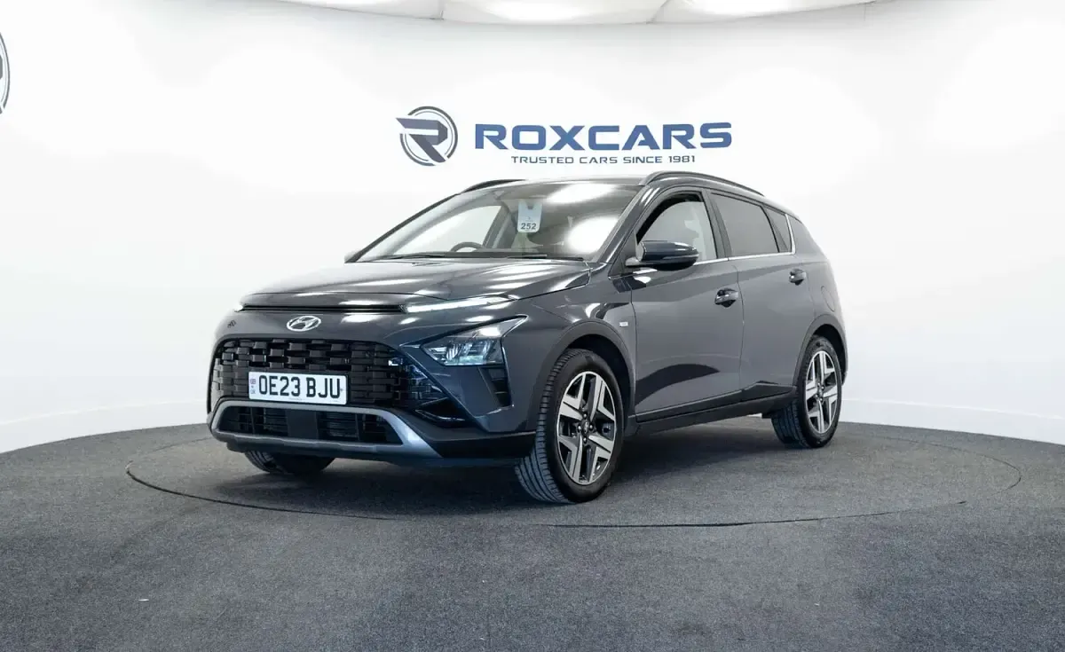 Used Hyundai Bayon Premium 100 HP (73 kW) 2023 Grey SUV