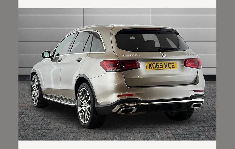 Used Mercedes GLC220 AMG Line Premium 191 HP (140 kW) 2020 Silver SUV