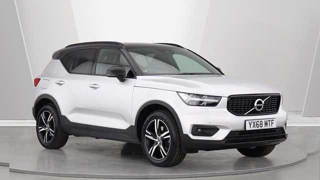 Used 2019 Volvo XC40 R-Design SUV | £18,995 (Fair price) - Image 1/3