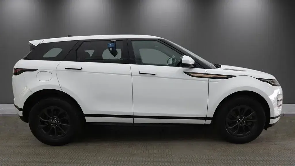 Used Land Rover Range Rover evoque R-Dynamic 150 HP (110 kW) 2020 White SUV