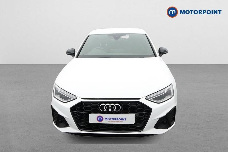 Used Audi A4 Black Edition 150 HP (110 kW) 2020 White Sedan