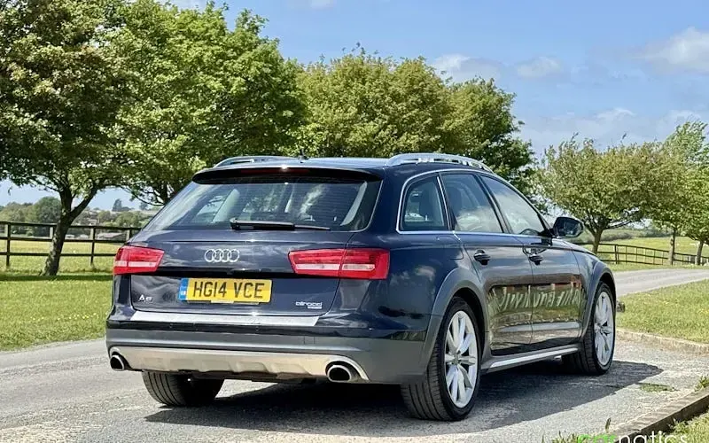 Used Audi A6 Allroad Advanced 245 HP (180 kW) 2014 Blue Estate